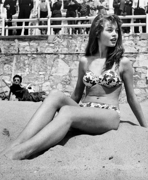 brigitte bardot in bikini nel 53