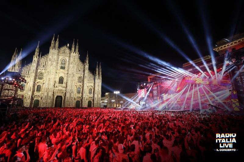foto piazza logo